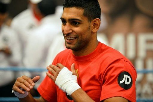 Amir Khan takes part in a training session in Sheffield on April 24, 2013