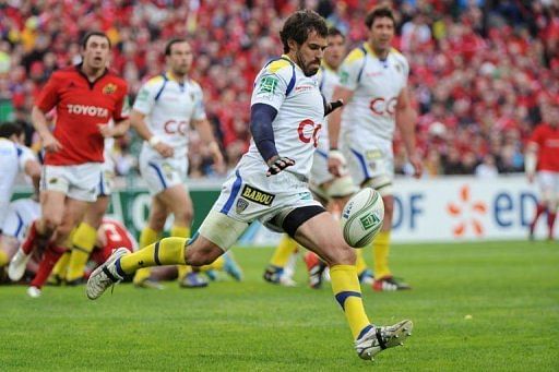 Clermont&#039;s Brock James kicks the ball on April 27, 2013 in Montpellier, southern France