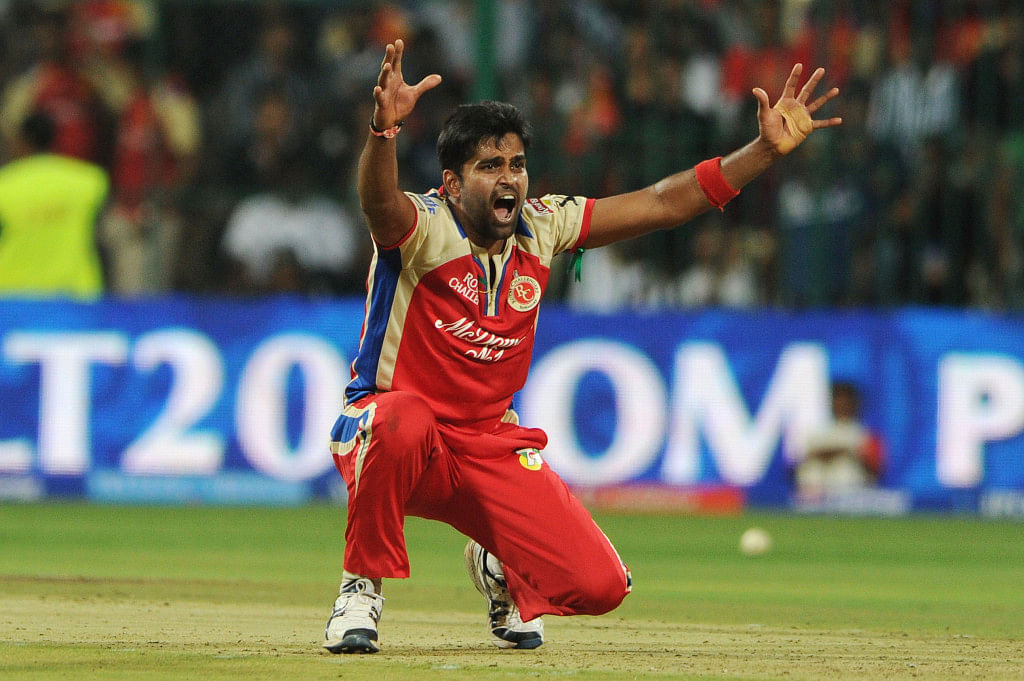 Vinay Kumar was the first Indian seamer to 100 IPL wickets.