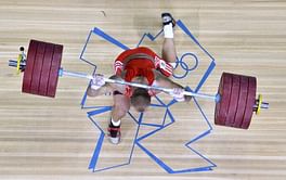 Russian weightlifters arrested for smuggling steroids