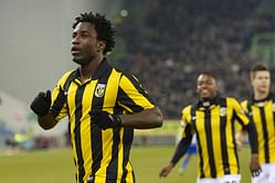 Forget Falcao and Cavani! May I present - Lewandowski and Bony!