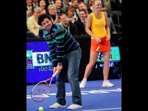 Video: Rory McIlroy wins point against Maria Sharapova