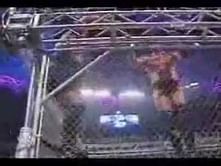Video: Top 10 chokeslams in WWE