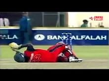 Video: Unbelievable Cricket Miracle - Zimbabwe wins the match off last ball
