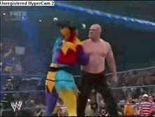 Video: The worst and highest chokeslam ever