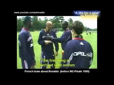Video: 1998 French football team discuss Ronaldo in training
