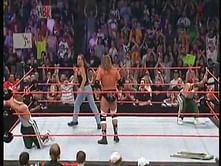 Video: HBK returns to save Triple H (Reunion of DX)