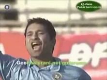 VIDEO: Sachin Tendulkar - The bowler