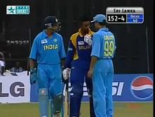 Video: Ganguly argues with Russel Arnold in 2002 ICC Champions Trophy final