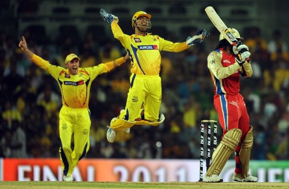 Stats: Comparison between Gayle and Hussey in IPL 6