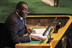 Robert Mugabe takes a dig at Luis Suarez