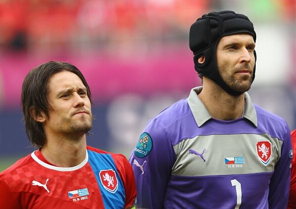 Rosicky, Cech to lead Czechs against Italy in World Cup qualifier