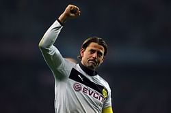 Weidenfeller pens new deal at Dortmund