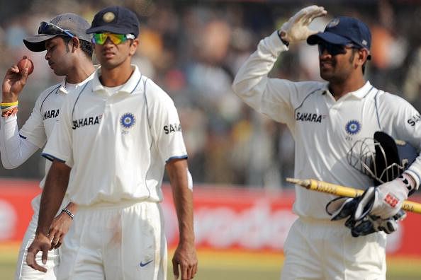Satire: Delhi Police honour Dravid, Dhoni with Bravery Award