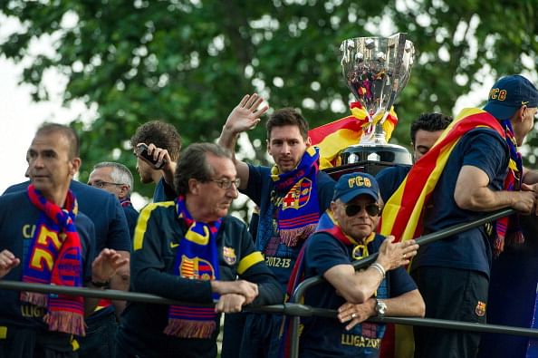 Barcelona return to top of La Liga