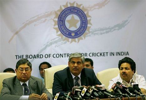 BCCI orders internal probe, accreditation for players' agents