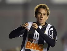 Dortmund in €16 million Bernard bid