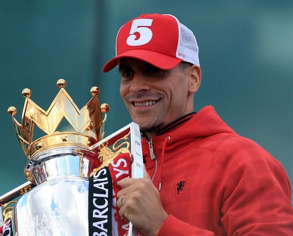 Rio Ferdinand pens 1 year contract extension