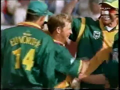 Video: Six of Jonty Rhodes' best catches