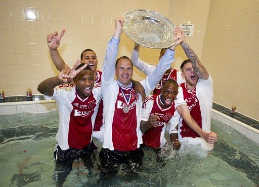 Ajax Amsterdam coach Frank de Boer (centre) and his team, Amsterdam Arena, Netherlands on May 5, 2013