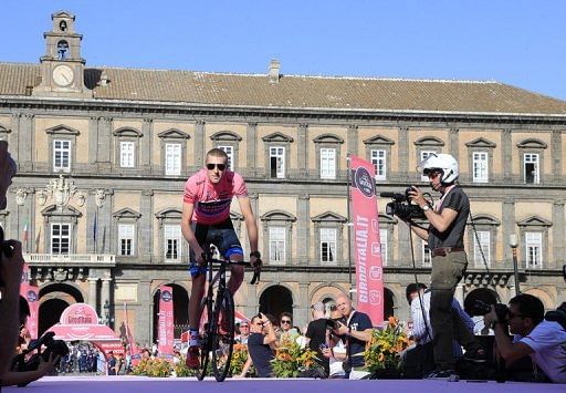 Ryder Hesjedal at the team presentation for the Giro d&#039;Italia on Piazza Plebiscito in Naples on May 3, 2013