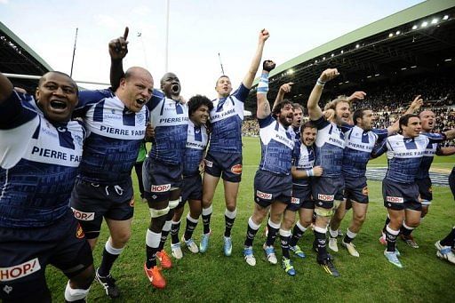 Castres players celebrate victory on May 25, 2013, at the Beaujoire stadium in Nantes, western France