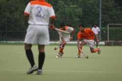 Mumbai get past fighting Jharkhand