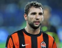 West Ham agree to sign Romanian defender