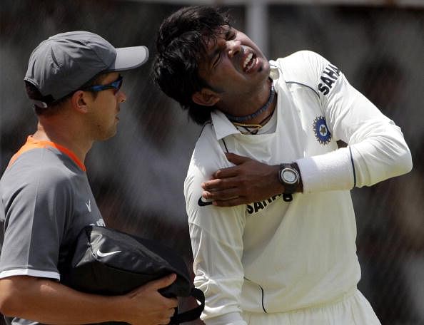 Boos and some support for Sreesanth on social networks
