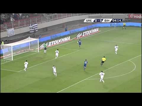 Video: Theofanis Geka's worst miss in front of goal