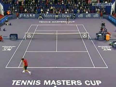 Video: Federer at his best