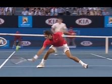 Video: Roger Federer - Genius of half volleys