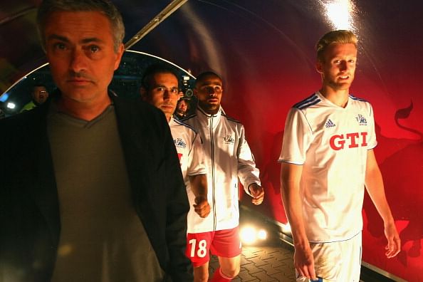 Chelsea must sell forwards before they can buy anymore