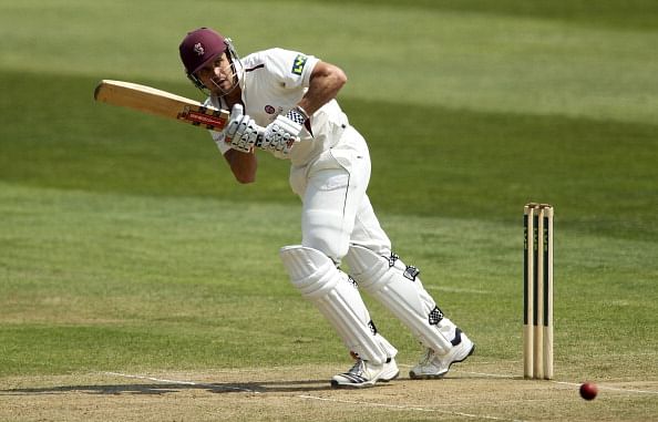 Cricket: English county scores
