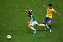 Hernanes replaces Paulinho for Italy showdown