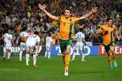 Australia beat Iraq to qualify for 2014 World Cup
