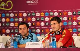 Xavi hits out at Mourinho for Casillas treatment