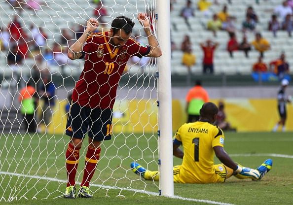 Fabregas, Soldado doubtful for Italy semi
