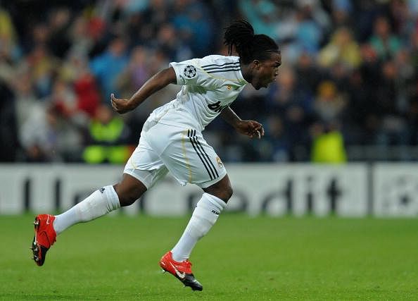 Former Madrid player Royston Drenthe agrees move to Reading