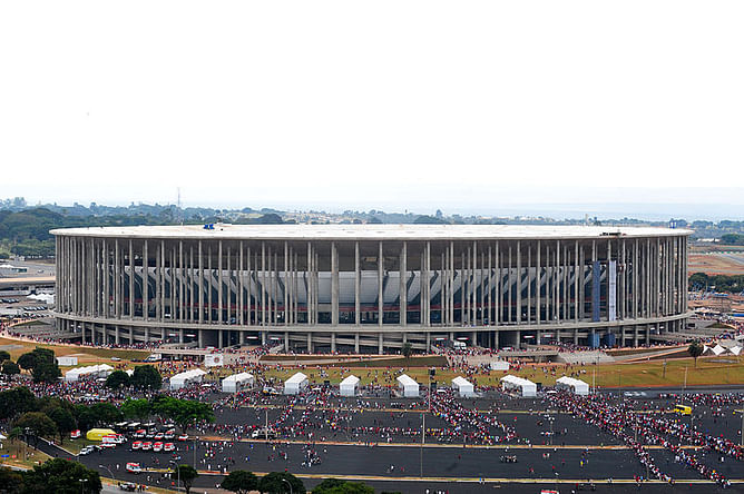 Brazil protesters block access to Confed Cup arena