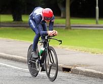 Froome retains Dauphine yellow as Voeckler wins stage