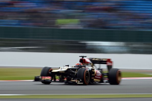 Lotus set for fight to keep Raikkonen