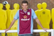 Nicklas Helenius Signs For Aston Villa