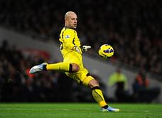 Liverpool’s goalkeeper – Reina or Mignolet?