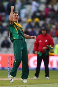 Ryan McLaren achieved his best bowling figures in ODIS - 4/19.