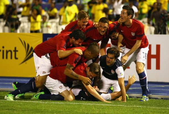 Late strike lifts US in World cup qualifying
