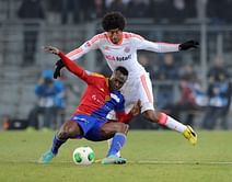 Basel striker Zoua joins Hamburg