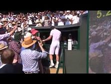 Video: Andy Murray forgets to hug his mom after Wimbledon Victory