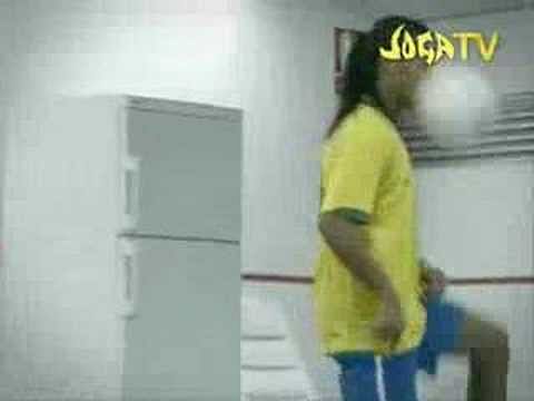 Video: Joga Bonito - Beautiful football by Brazilians