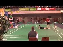Video: Amazing blocked badminton shot